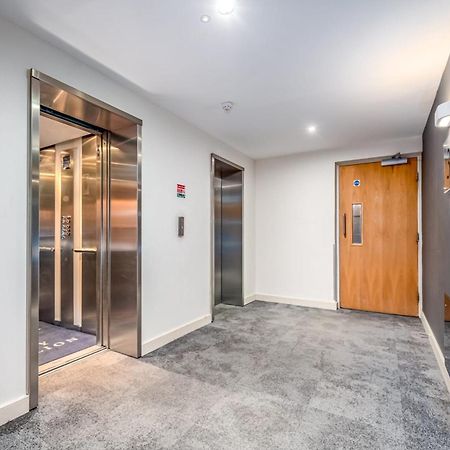 Modern & Spacious 2 Bedroom In Central Лондон Екстериор снимка